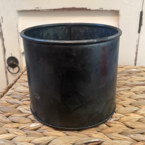 Anthropologie Home Habit + Form Cylinder Iron Pot Terrain Small New AnthroLiving - Picture 3 of 7